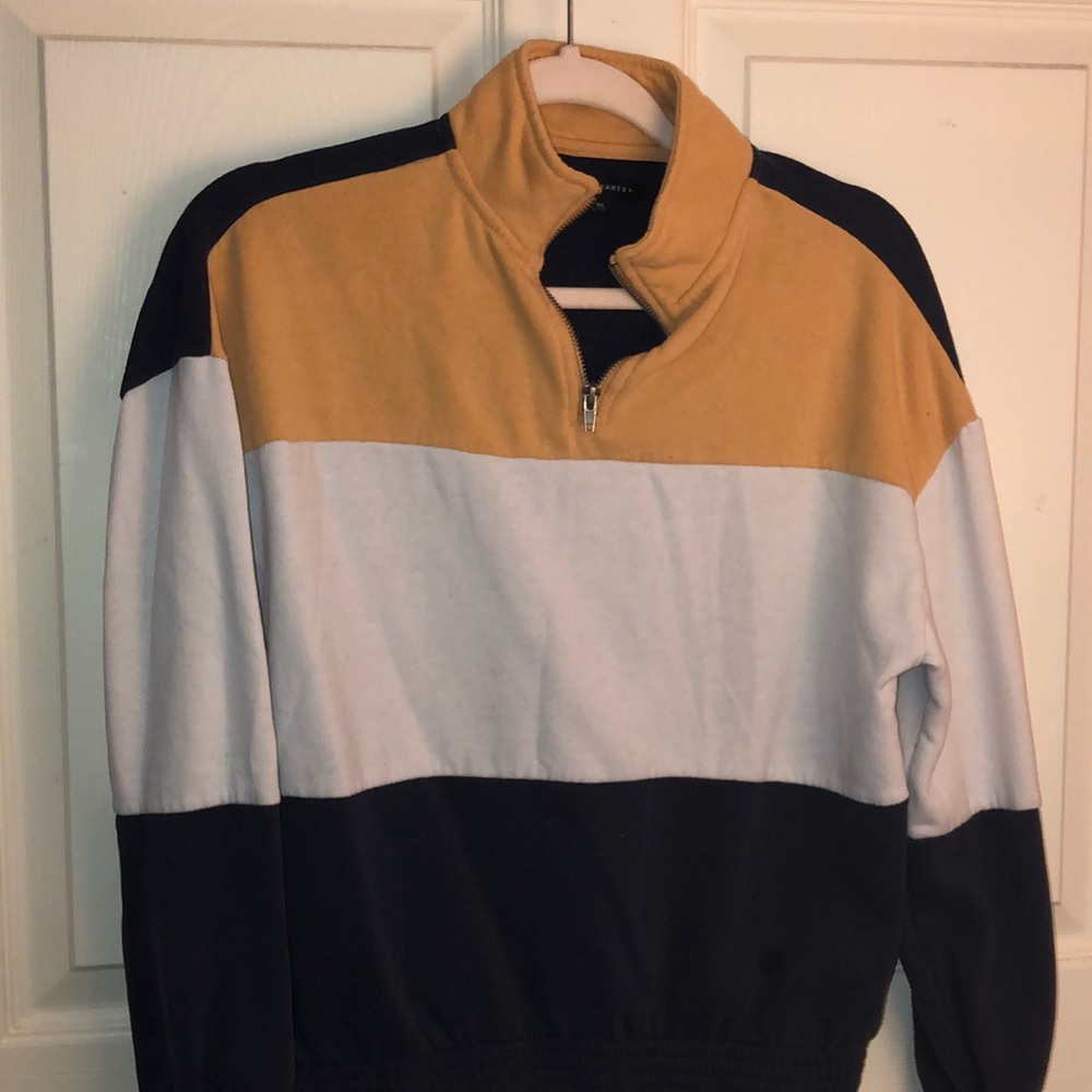 LA hearts Blue, White and Gold/yellow sweatshirt